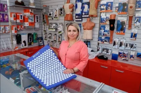 ❗на постоянную работу в сеть салонов медтехники и ортопедии «медтехника 5+» требуется продавец -конс... - фотография